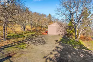 5445 Ayres Way, The Dalles, OR 97058 - Photo 17