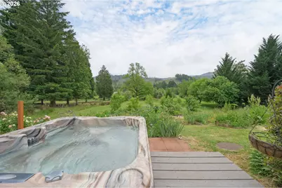 44518 McKenzie Hwy, Walterville, OR 97489 - Photo 27