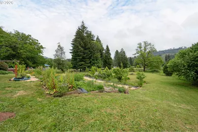 44518 McKenzie Hwy, Walterville, OR 97489 - Photo 29