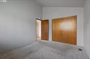 1754 NE 13th St, Lincoln City, OR 97367 - Photo 9