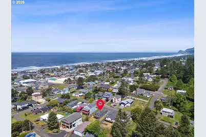 1754 NE 13th St, Lincoln City, OR 97367 - Photo 37