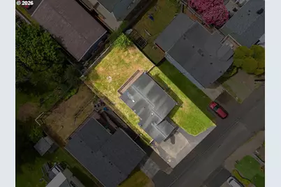 1754 NE 13th St, Lincoln City, OR 97367 - Photo 35