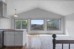 1754 NE 13th St, Lincoln City, OR 97367 - Photo 3