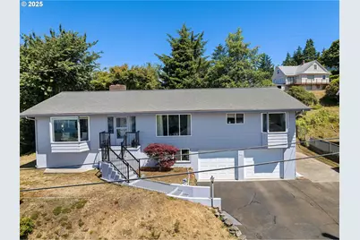 374 W Lexington Ave, Astoria, OR 97103 - Photo 1