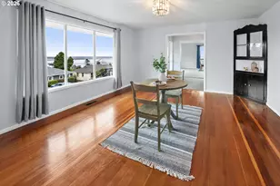 374 W Lexington Ave, Astoria, OR 97103 - Photo 3