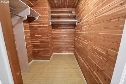 374 W Lexington Ave, Astoria, OR 97103 - Photo 23