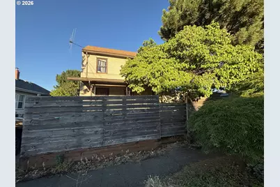 6122 SE 87th Ave, Portland, OR 97266 - Photo 3