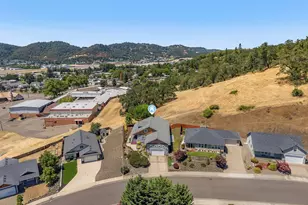 1984 NE Sunset Loop Dr, Roseburg, OR 97470 - Photo 45