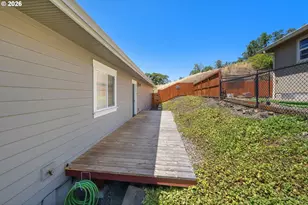 1984 NE Sunset Loop Dr, Roseburg, OR 97470 - Photo 41