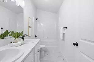 5380 SE 86th Ct, Portland, OR 97266 - Photo 35