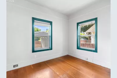7328 N Portsmouth Ave, Portland, OR 97203 - Photo 9