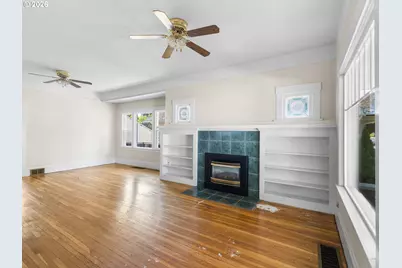 7328 N Portsmouth Ave, Portland, OR 97203 - Photo 3