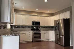 15556 SE Gladys Rose Way, Damascus, OR 97089 - Photo 5