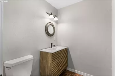 32370 SE Judd Rd, Eagle Creek, OR 97022 - Photo 9
