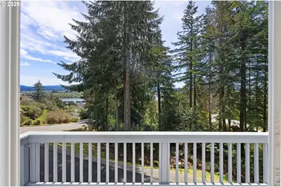 601 Telegraph Dr, Coos Bay, OR 97420 - Photo 17