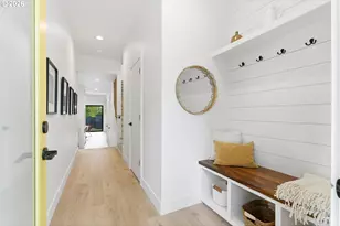 9265 SW 1st Ave, Portland, OR 97219 - Photo 3