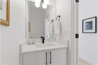 9265 SW 1st Ave, Portland, OR 97219 - Photo 13