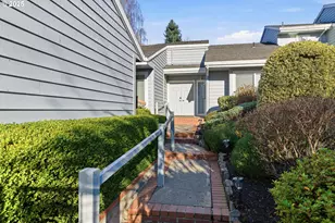 32465 SW Lake Point Ct, Wilsonville, OR 97070 - Photo 3