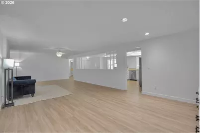 16710 SE Sunnyside Rd, Clackamas, OR 97015 - Photo 15