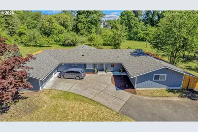 16710 SE Sunnyside Rd, Clackamas, OR 97015 - Photo 1
