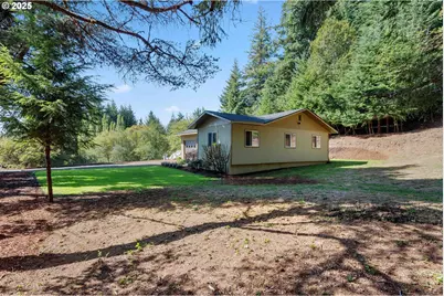 60422 Foxglove Rd, Coos Bay, OR 97420 - Photo 25