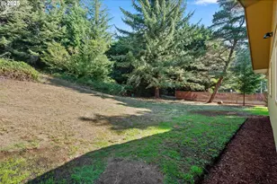 60422 Foxglove Rd, Coos Bay, OR 97420 - Photo 23
