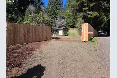 60422 Foxglove Rd, Coos Bay, OR 97420 - Photo 3