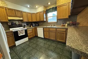 1060 D St, Baker City, OR 97814 - Photo 11