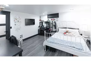 153 SE James St, Camas, WA 98607 - Photo 29