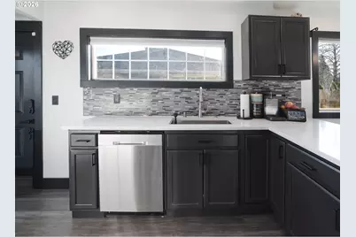 153 SE James St, Camas, WA 98607 - Photo 9