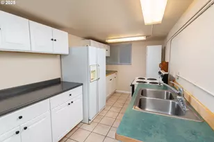 12444 SW Green Dr, Culver, OR 97734 - Photo 17