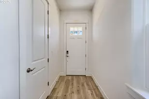 15653 NW Raywood Ln, Portland, OR 97229 - Photo 3