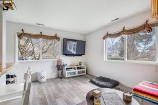 468 N Hayden Island Dr, Portland, OR 97217 - Photo 9