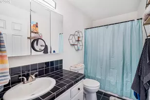 468 N Hayden Island Dr, Portland, OR 97217 - Photo 13