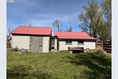 145 Green St, Paisley, OR 97636 - Photo 13