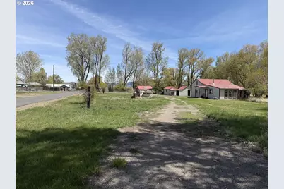 145 Green St, Paisley, OR 97636 - Photo 13