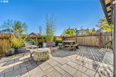 1620 N Lena Ct, Lafayette, OR 97127 - Photo 19