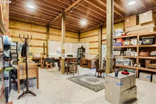 16530 NW Gillihan Rd, Portland, OR 97231 - Photo 31