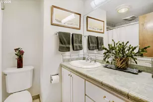 16530 NW Gillihan Rd, Portland, OR 97231 - Photo 25
