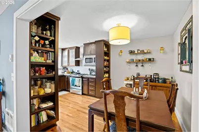 929 SE 16th Ave #2, Portland, OR 97214 - Photo 5