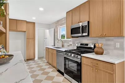 3607 NE Liberty St, Portland, OR 97211 - Photo 13