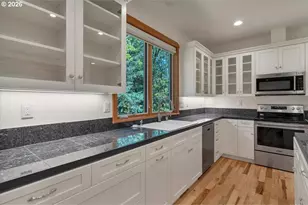 15577 Oakdale Rd, Dallas, OR 97338 - Photo 11