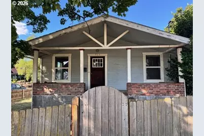313 S 2nd St, Oregon City, OR 97045 - Photo 1