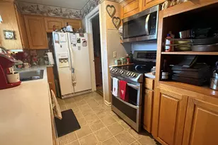 126 Woodlane Dr, Springfield, OR 97477 - Photo 9