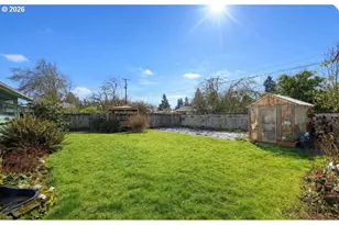 126 Woodlane Dr, Springfield, OR 97477 - Photo 13