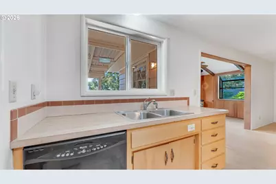 2844 Maranta St, Eugene, OR 97404 - Photo 15