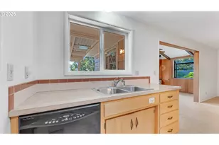 2844 Maranta St, Eugene, OR 97404 - Photo 15