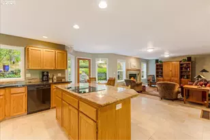 7445 SW Canyon Dr, Portland, OR 97225 - Photo 5