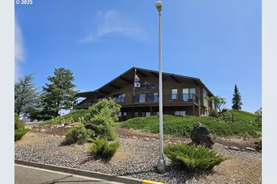 1014 Roe Dr, Goldendale, WA 98620 - Photo 3