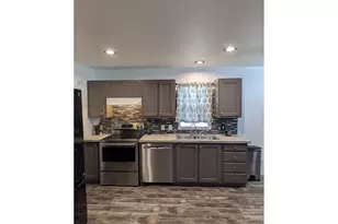 2000 Robins Lane SE, Salem, OR 97306 - Photo 11